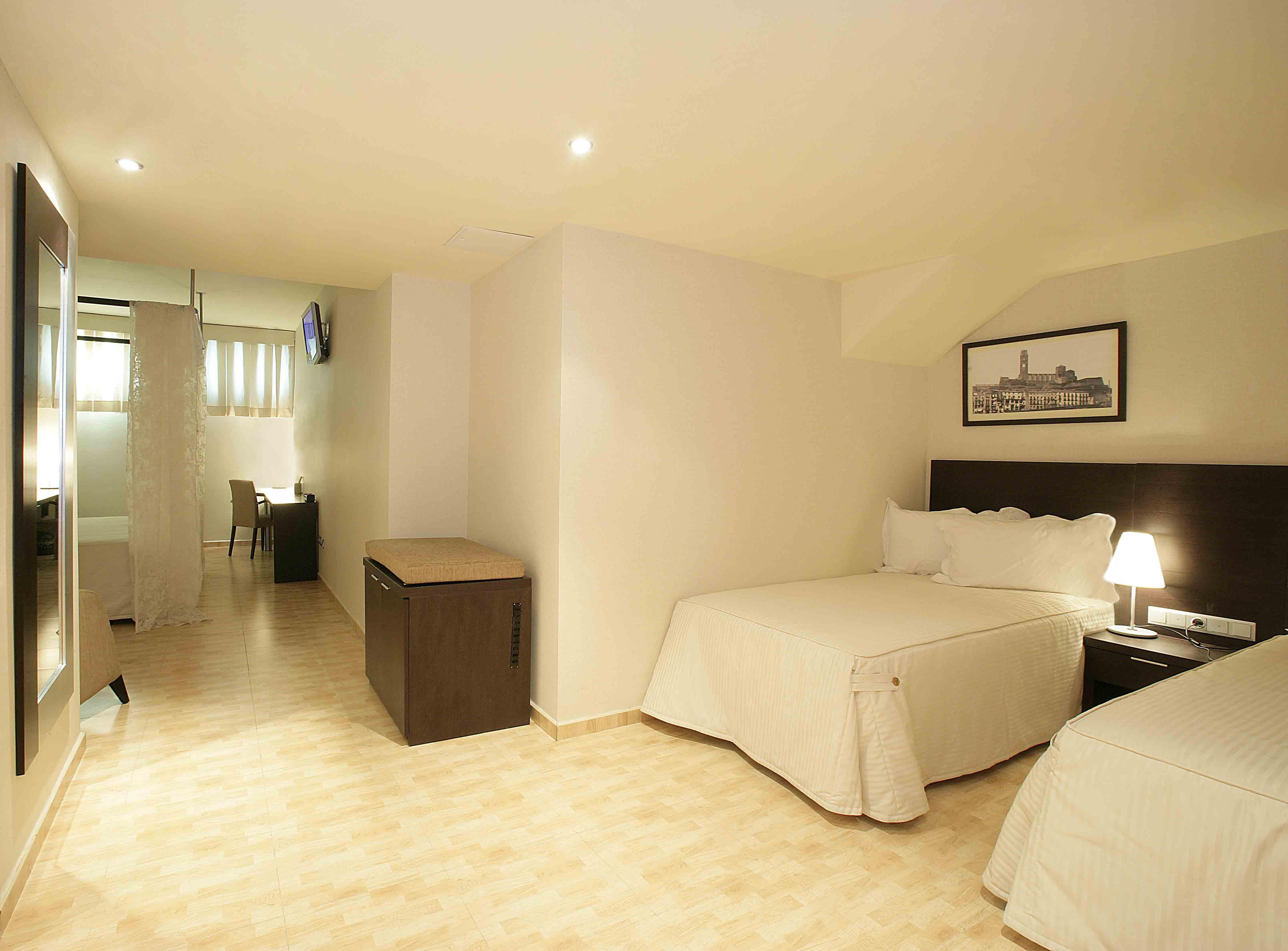 Nastasi Hotel & Spa Λιέιδα Εξωτερικό φωτογραφία