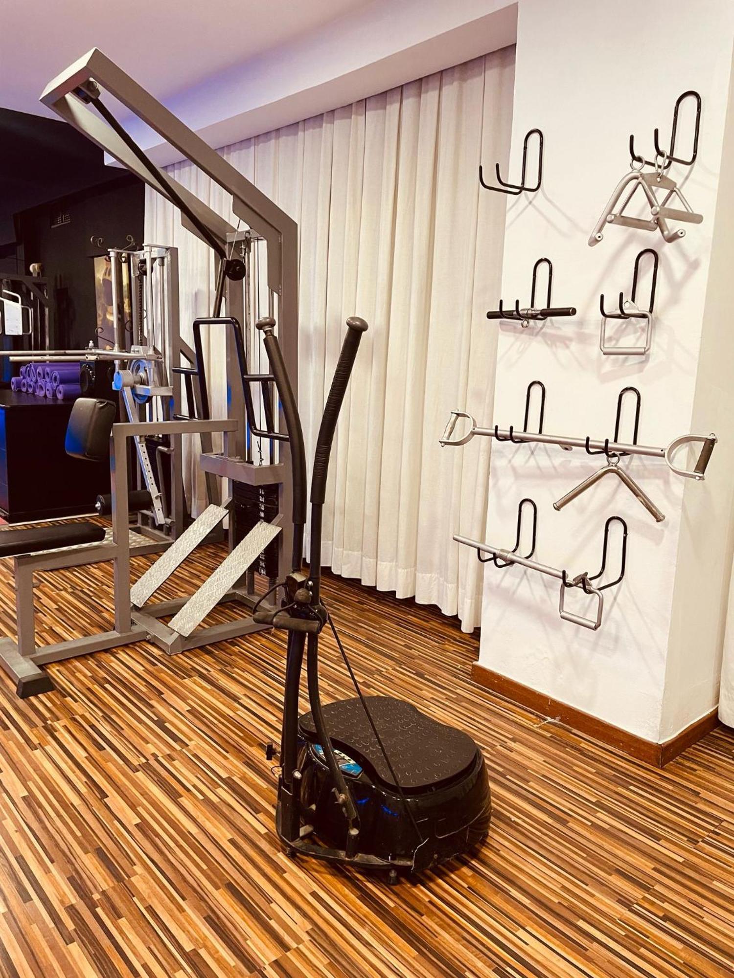 Nastasi Hotel & Spa Λιέιδα Εξωτερικό φωτογραφία